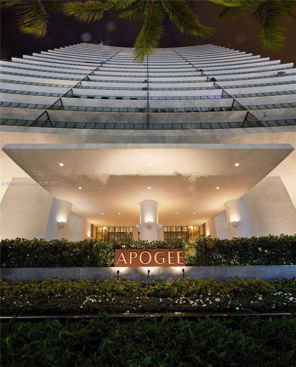 Apogee Unit #502 | Picture 65