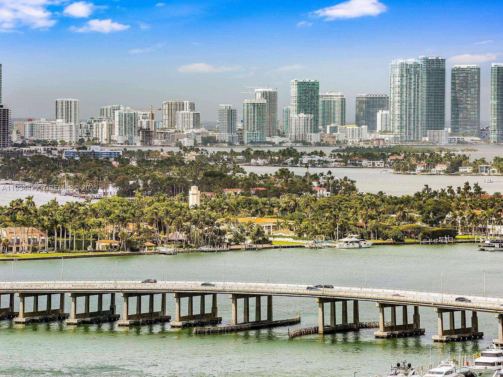 Apogee Unit #2103 | Picture 20