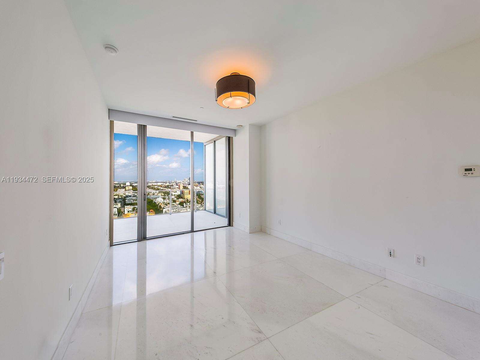 Apogee Unit #2103 | Picture 28